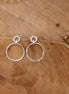 Boucles d'oreilles argentées femme anneaux brillants