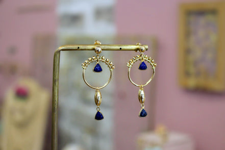 Idée cadeau bijou femme Boucles d'oreilles dorées femme longues