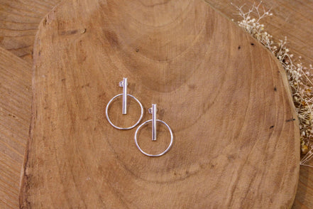Idée cadeau Boucles d'oreilles femme argentées anneaux