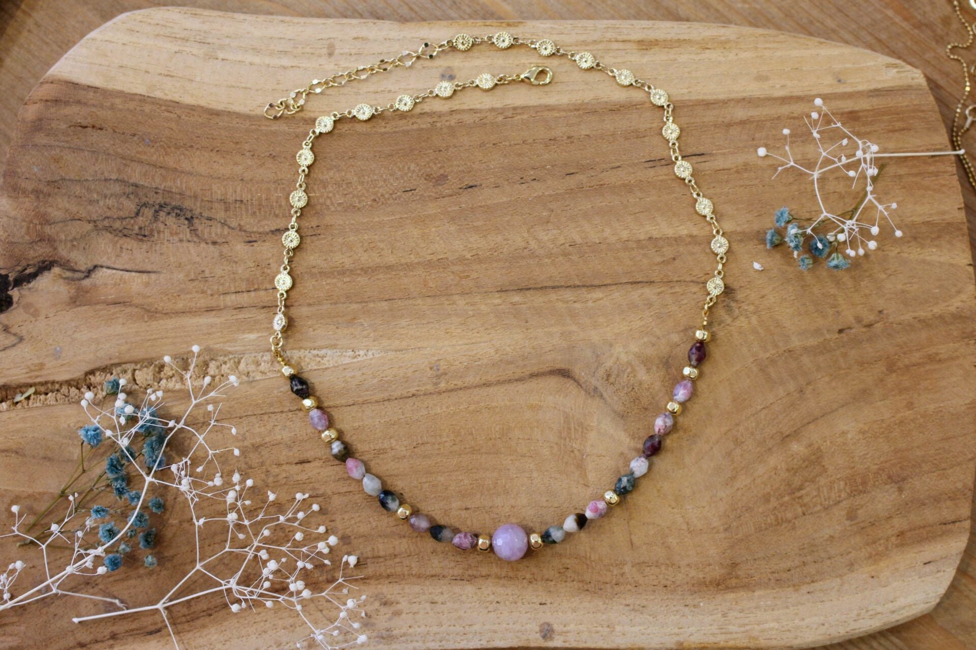 Bijou femme collier femme doré perles de saphir et tourmalines
