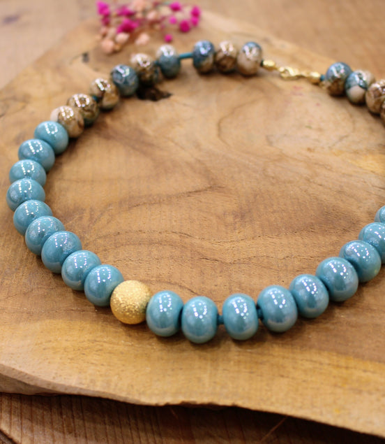Collier GAÏA SUCREE bleu clair et beige moucheté