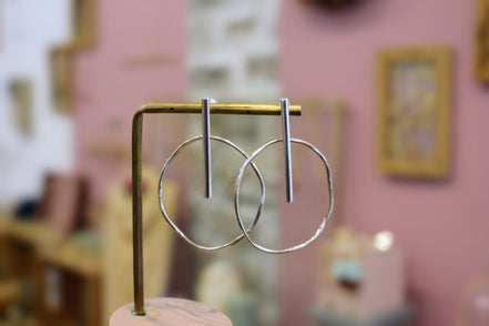 Idée cadeau Grandes boucles oreilles argentées anneaux