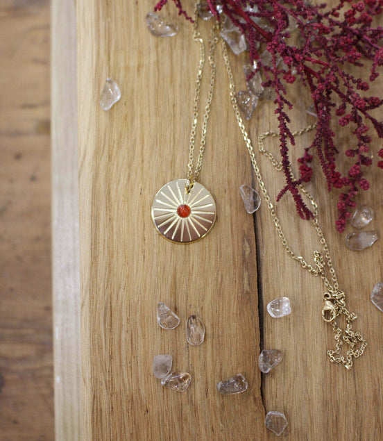 collier merci l'univers plaqué or et cornaline