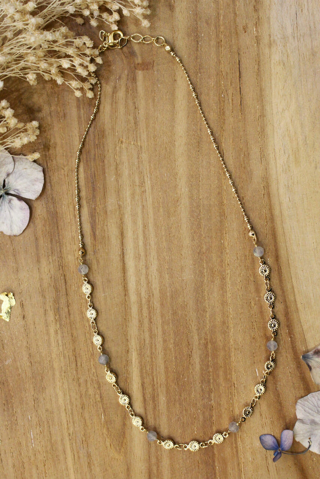 collier printemps doré et perles en labradorite