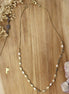 collier printemps en laiton doré et perles en perles d'eau douce