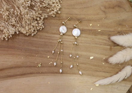 boucles d'oreilles de mariée doré et perle d'eau douce