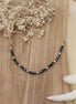 collier ras du cou en séraphinite et perles de laiton doré