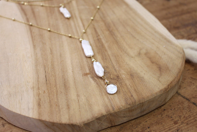 collier de mariée en laiton doré et perle d'eau douce