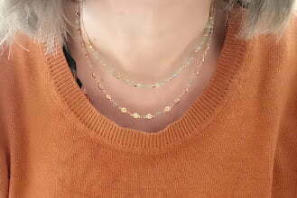colliers en laiton doré et labradorite