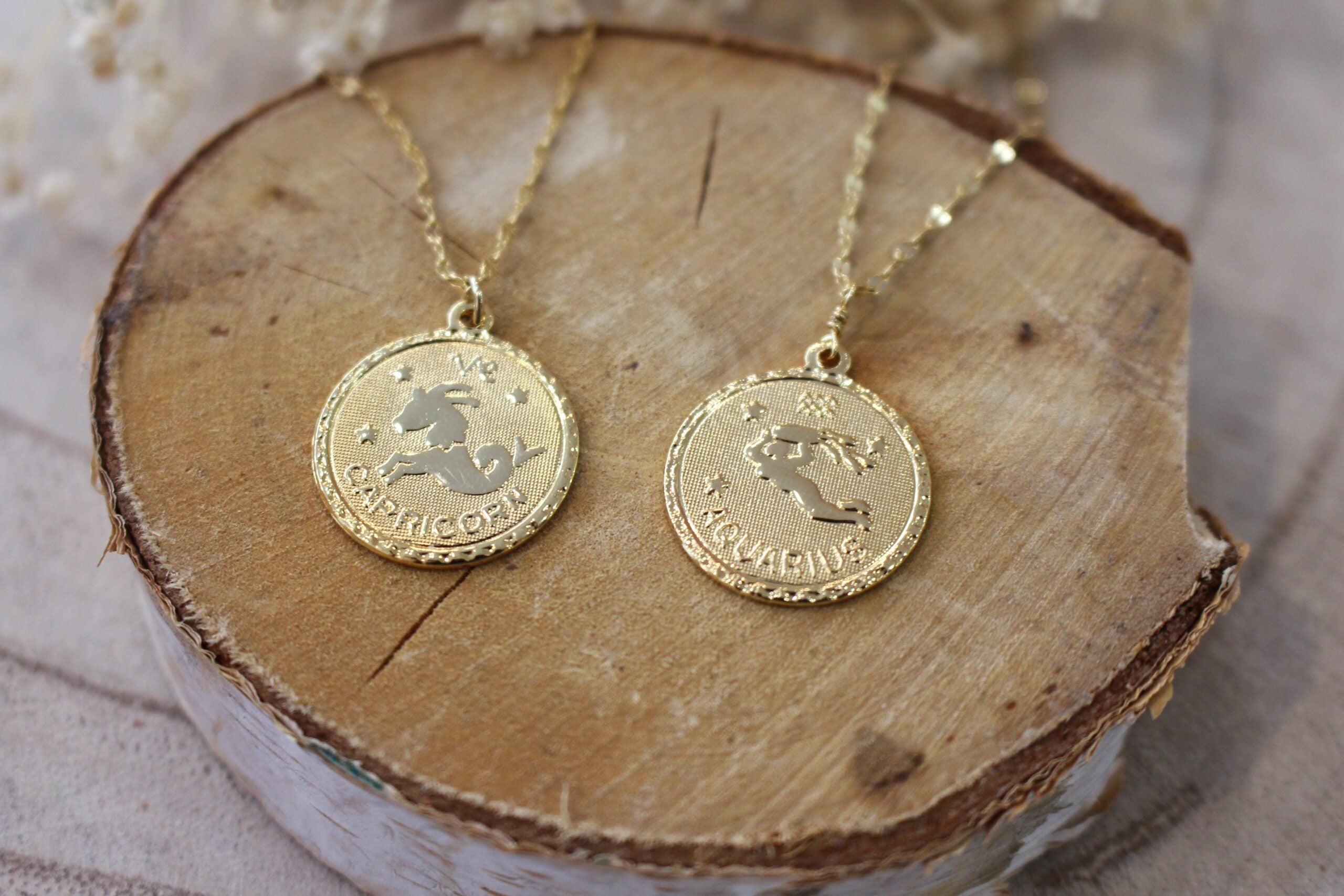 collier signe astrologique en laiton doré à l'or 24 carats