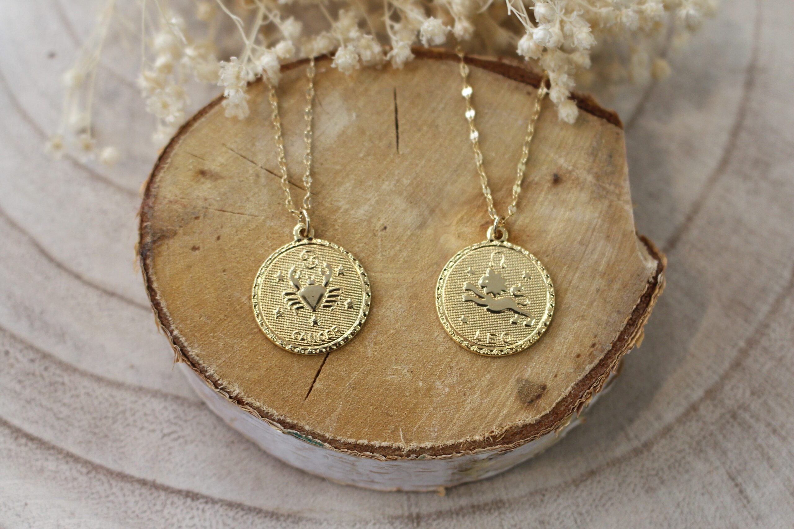 colliers signes astrologiques cancer et lion, collier doré pour femme