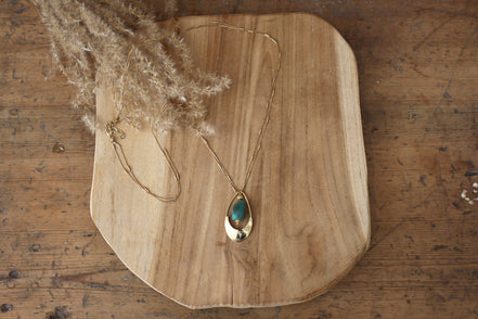 sautoir origine en laiton doré et perle de turquoise, bijou pour femme