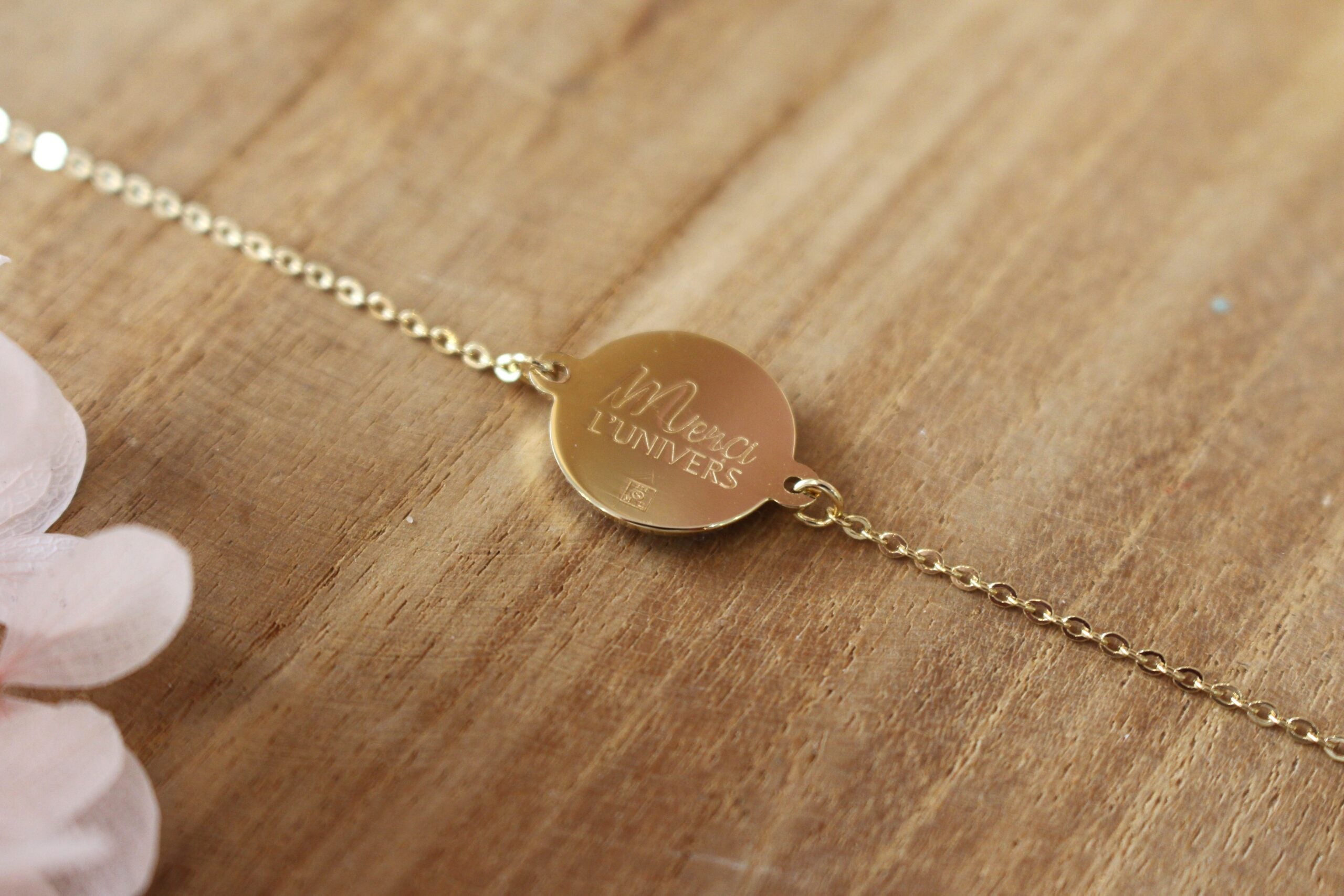 Médaille de bracelet pour femme, en laiton plaqué or 3 microns