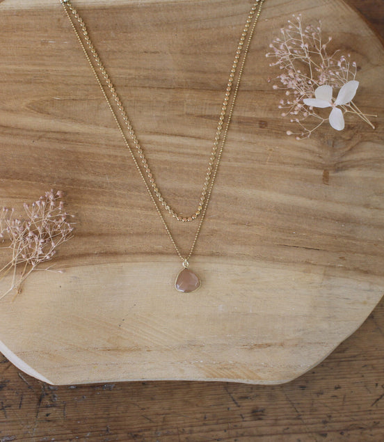 bijou femme collier double rang dorée pierre de lune