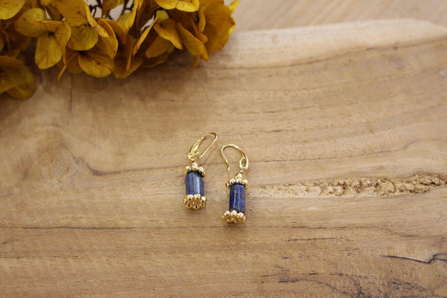 Petites boucles d'oreilles MAGIC lapis lazuli