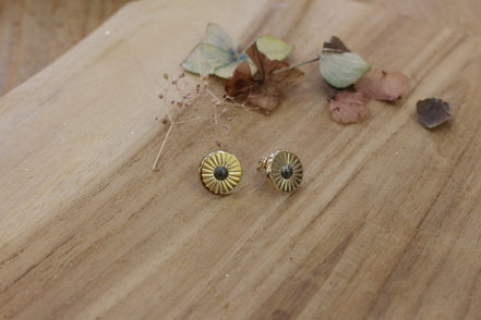 boucles d'oreilles puces soleil plaqué or pyrite
