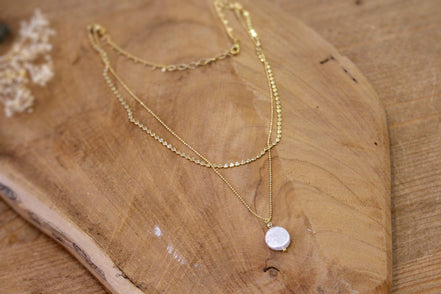 bijou fantaisie haut de gamme collier mariée doré et perle d'eau douce nacre