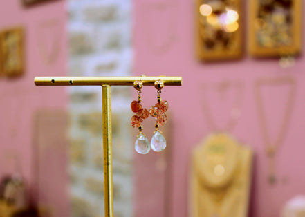 Boucles d'oreilles GRAPPES pierres de soleil et préhnite épidote