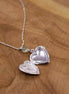 collier MEDAILLON COEUR argenté préhnite épidote