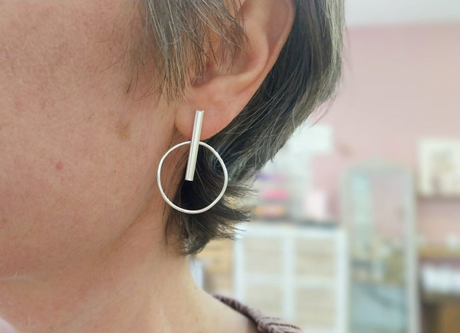 Idée cadeau femme boucles d'oreilles argentées femme