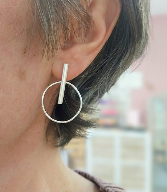 Idée cadeau femme boucles d'oreilles argentées femme