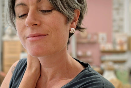 Boucles d'oreilles HOPI argentées - créoles intemporelles