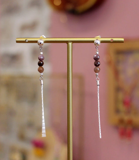 boucles d'oreilles longues argenté saphirs multicolores