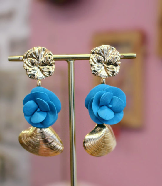 boucles d'oreilles longues bijou haute fantaisie fleurs et coquillages