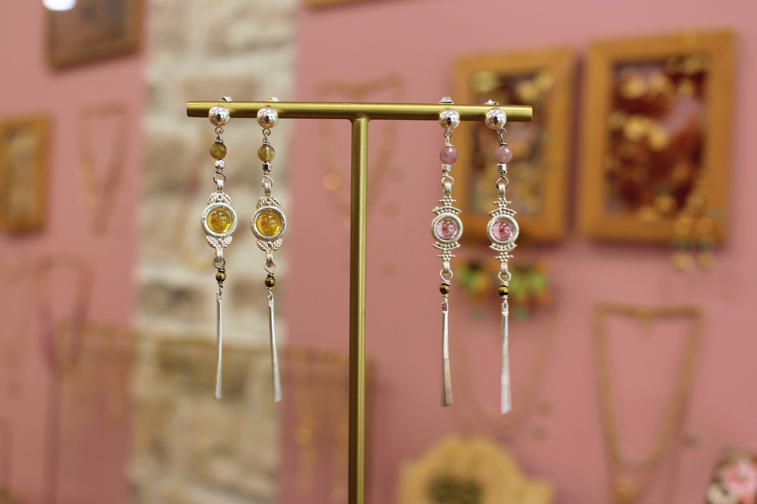 Boucles d’oreilles ATHENA argentées – Tourmaline rose ou jaune