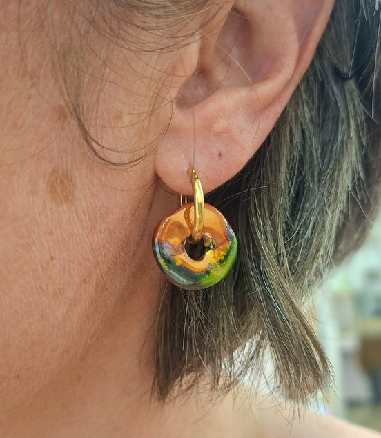 Boucles d'oreilles créoles SHIFT ORIGINELLE terre fauve