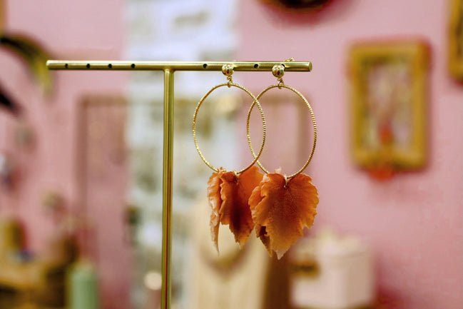 Boucles d'oreilles FEUILLES D'ORÉE marron