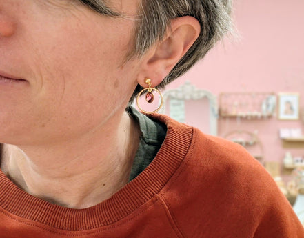 Boucles d'oreilles PRÉCIEUSE quartz teinté framboise