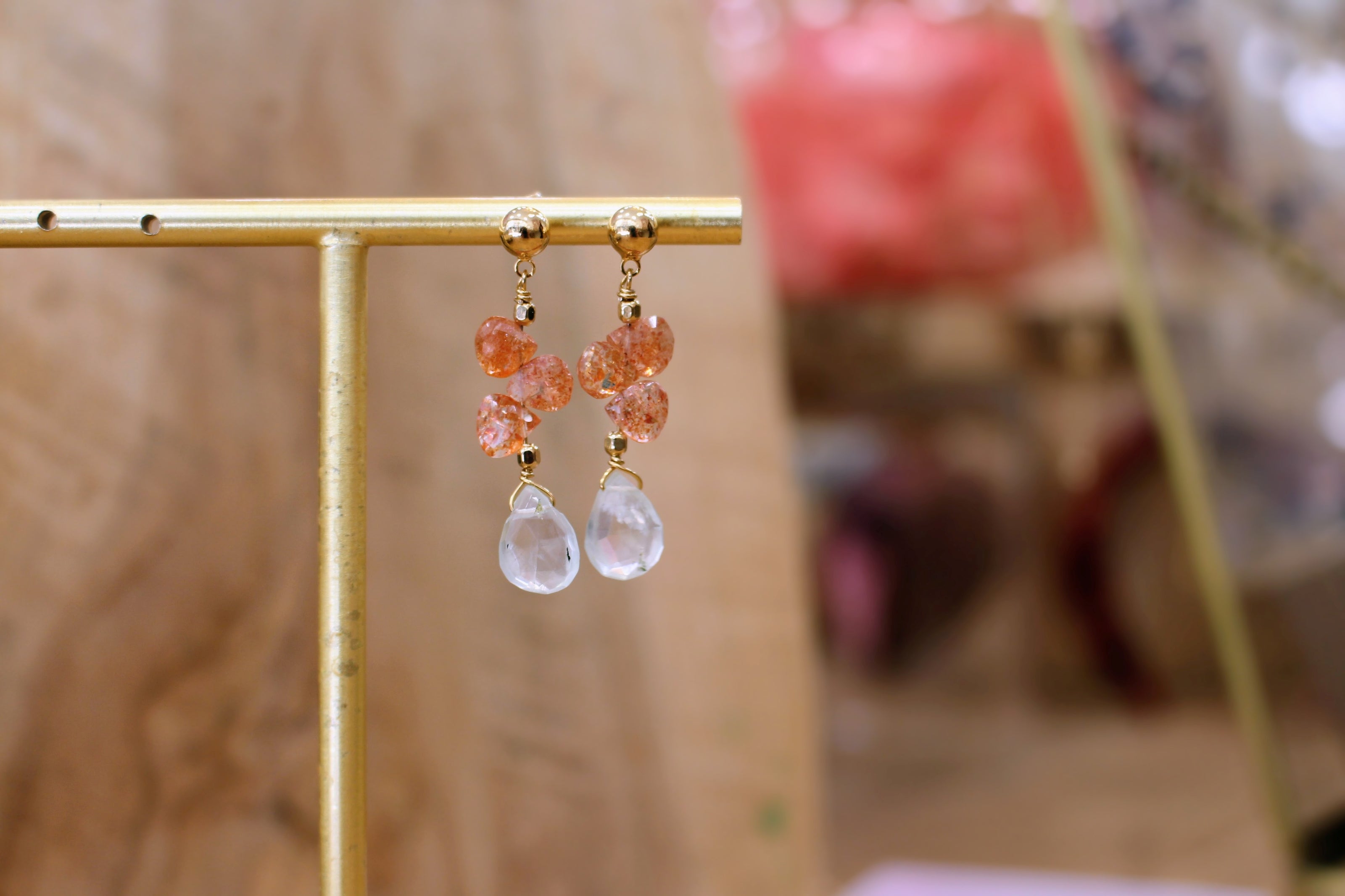 Boucles d'oreilles GRAPPES pierres de soleil et préhnite épidote