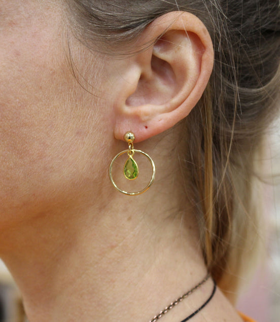 Boucles d'oreilles PRÉCIEUSE doré quartz vert péridot