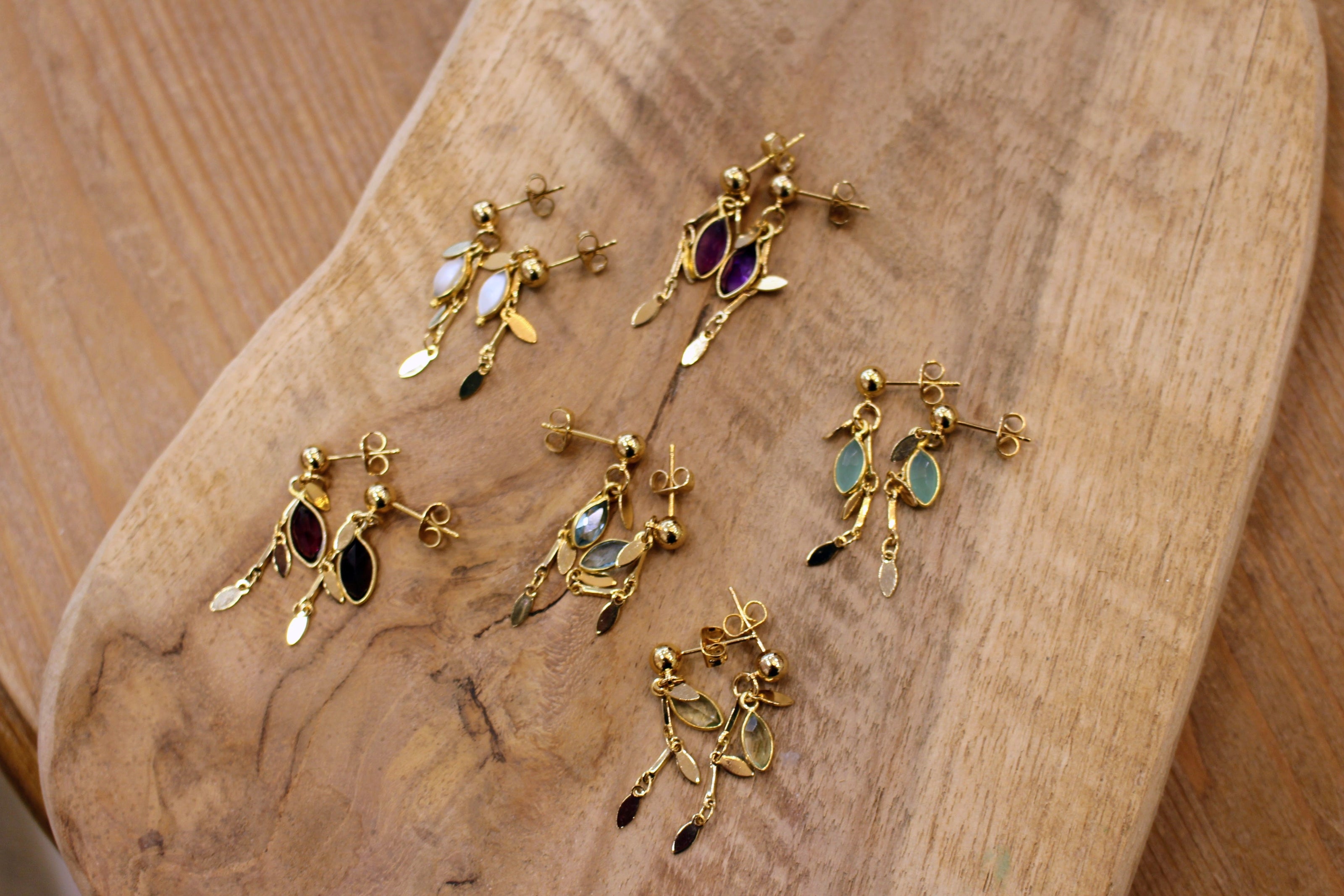 Boucles d'oreilles INDEPENDANTE plusieurs pierres disponibles