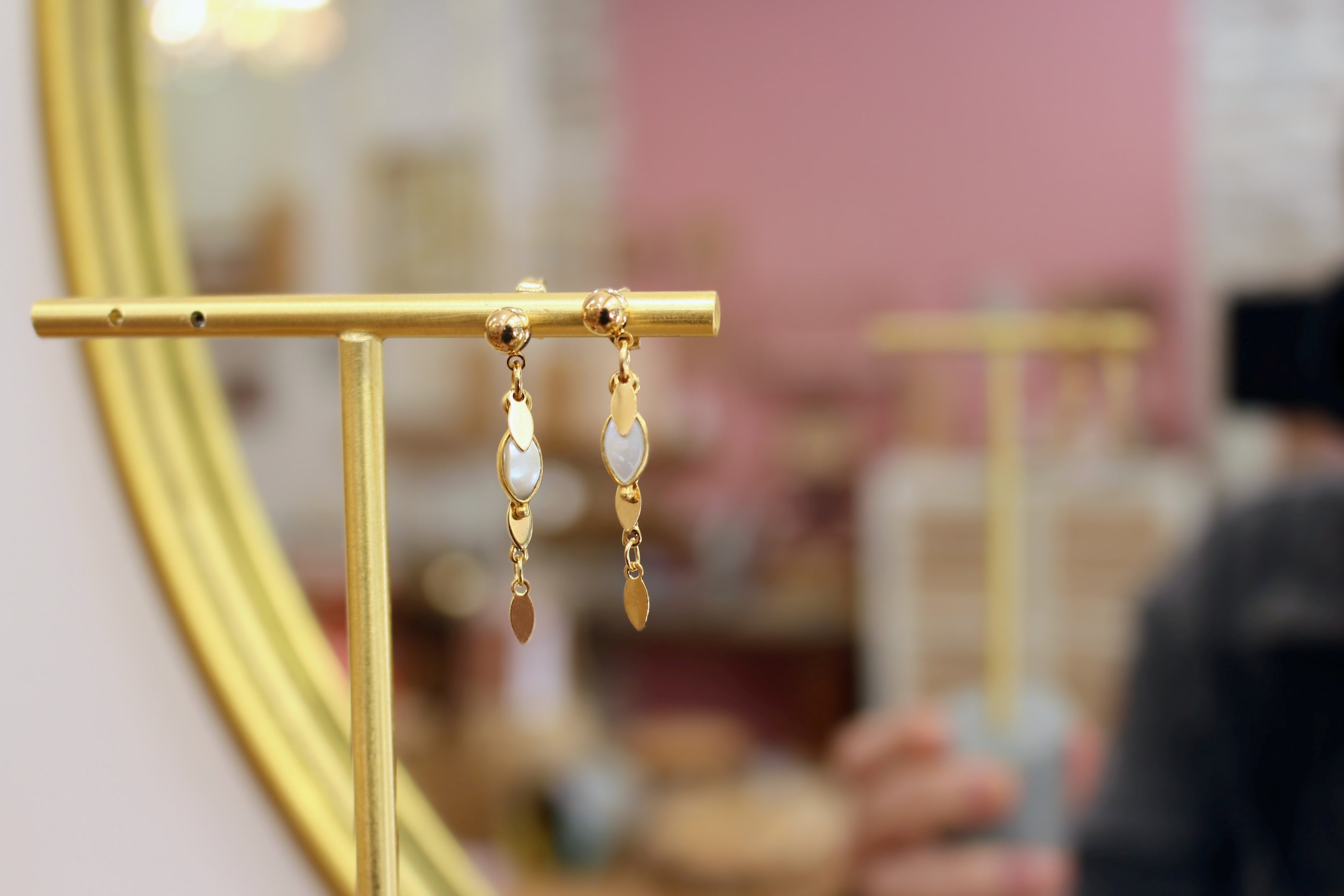 Boucles d'oreilles INDEPENDANTE plusieurs pierres disponibles