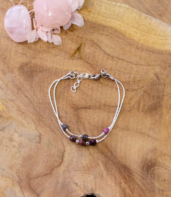 bracelet argenté deux rangs saphirs multicolores