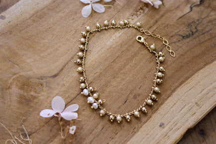 bracelet de cheville bollywood doré et nacre