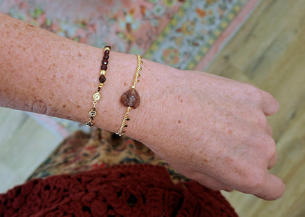 Bracelet INFINI doré - quartz fraise