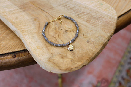 bracelet JARDIN MYSTERIEUX doré labradorite