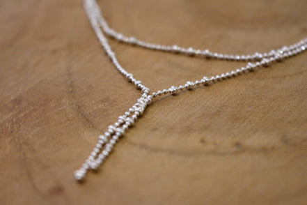 Idée cadeau bijou femme collier argenté double rang