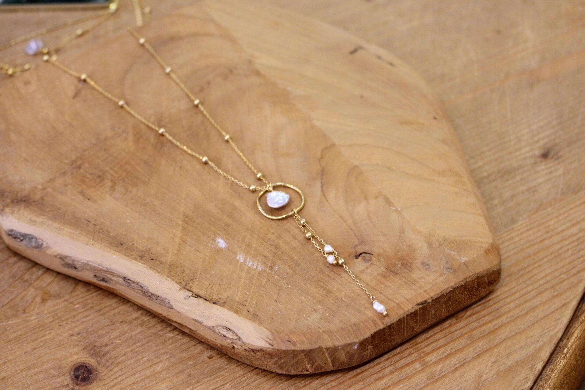 collier de dos precieuse des mers kassiopeia