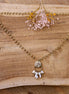 idée cadeau bijoux femme collier doré chaîne pampille et pendentif nacre