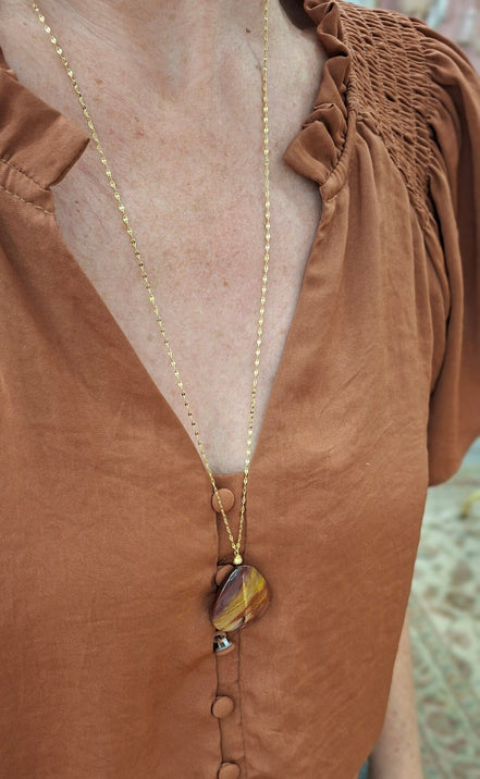 collier long pierre d'ancrage et de motivation