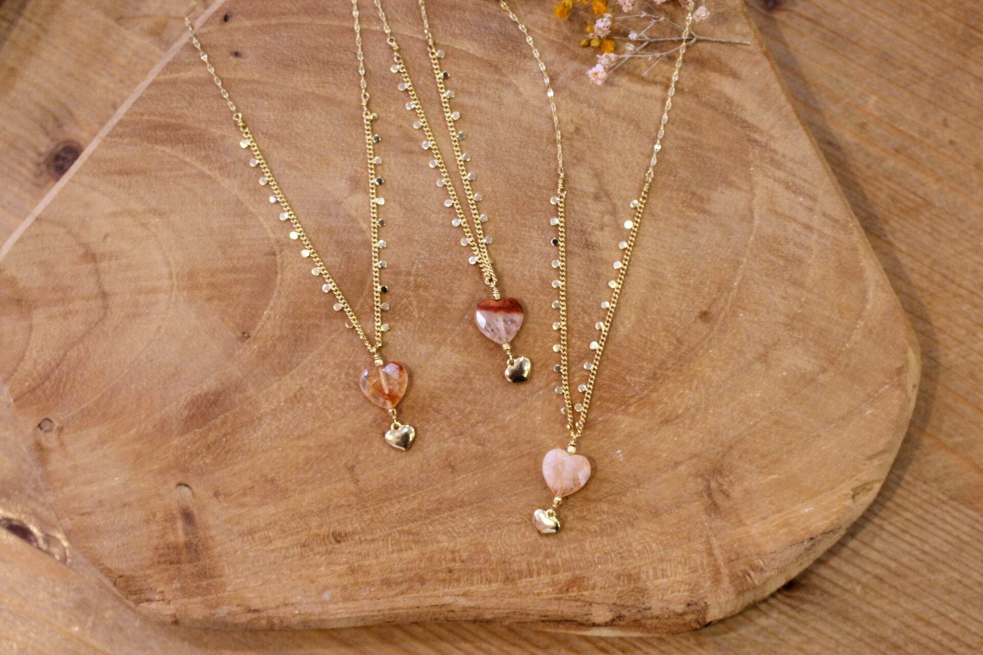 collier pendentif cœur en pierre naturelle rouge orange