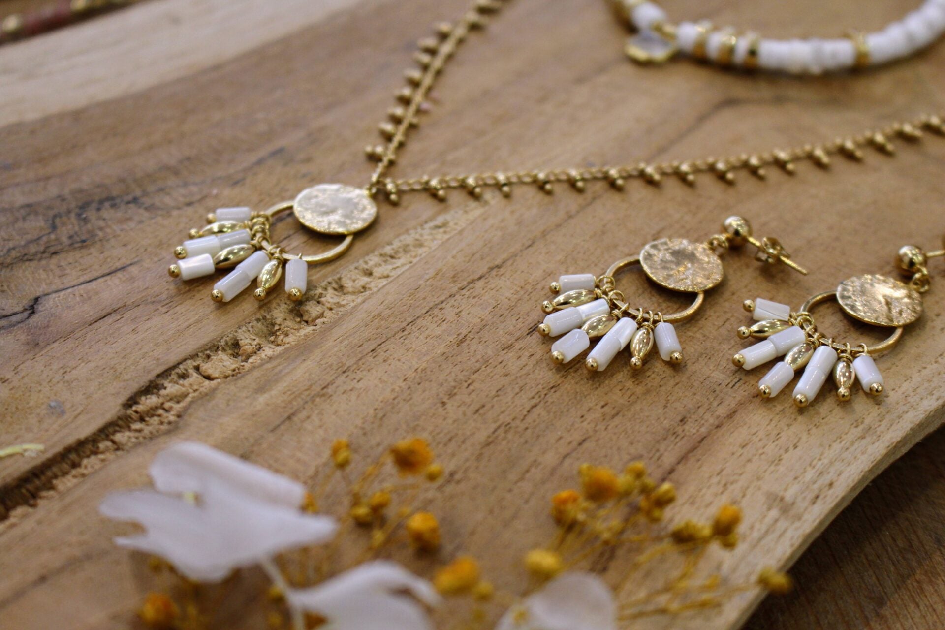 Collier SUNSET doré et nacre