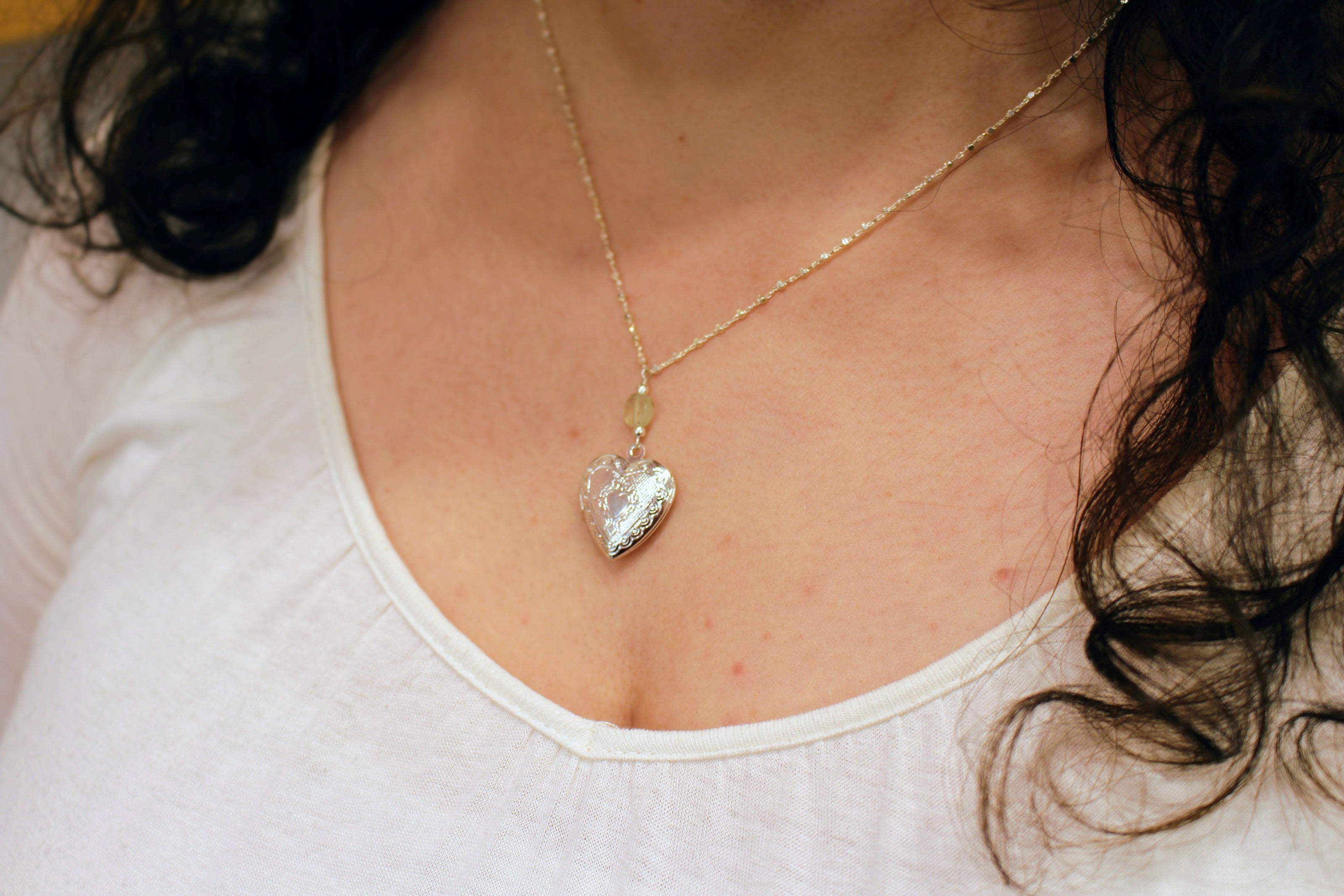 collier MEDAILLON COEUR argenté préhnite épidote