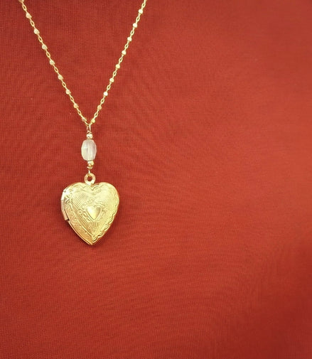 collier MEDAILLON COEUR doré préhnite épidote