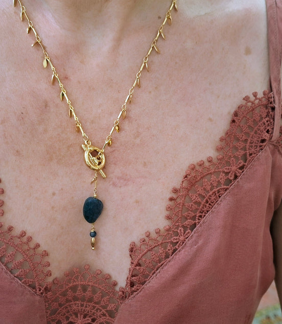 Collier QUIÉTUDE doré dumortierite - saphir