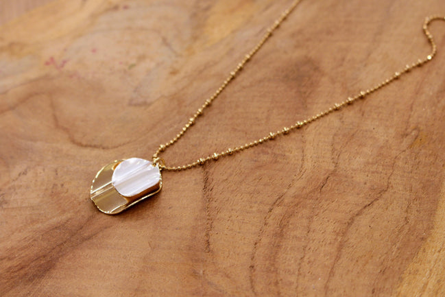 collier ECLIPSE